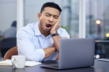 برای رفع خمیازه چه باید کرد