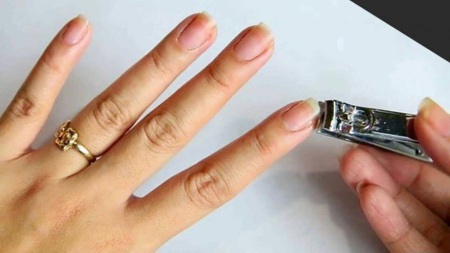 گرفتن ناخن در شب چه مضراتی دارد