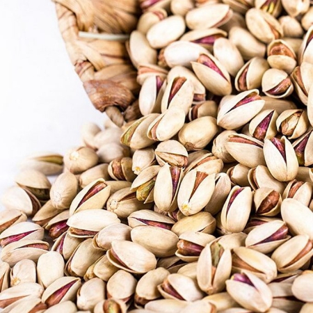 انواع فندق و پسته ایرانی,خواص  فندق و پسته 