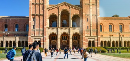 ساختار دانشگاه کالیفرنیا UCLA