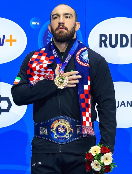 بیوگرافی امیر حسین زارع امیرحسین زارع بیوگرافی