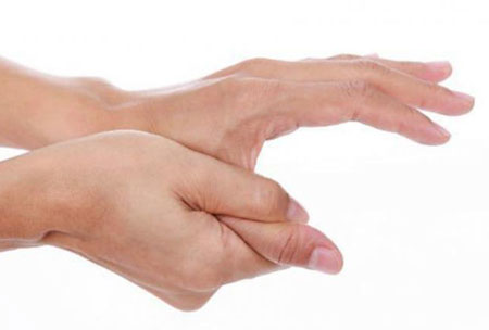 تمرینات ورزشی برای در رفتگی انگشت ,در رفتگی انگشت ,حرکات ورزشی برای در رفتگی انگشت 