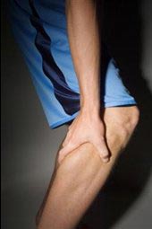 گرفتگی عضلات ساق پا,گرفتگی عضله پا,علت گرفتکی ناگهانی عضله ساق پا
