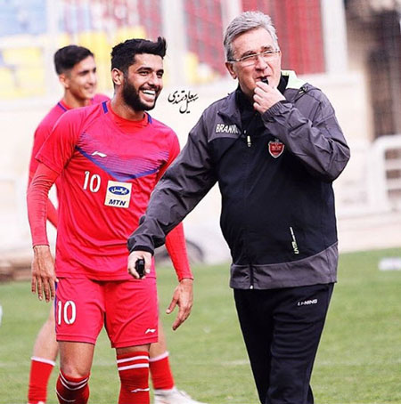 مهدی شریفی,بیوگرافی مهدی شریفی,مهاجم پرسپولیس
