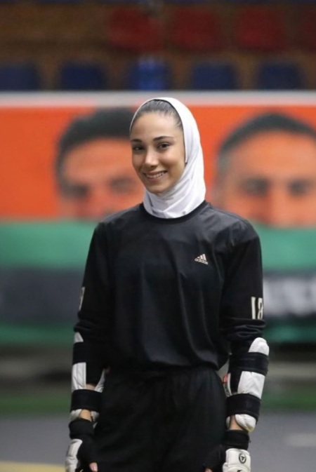 تصاویر ساینا کریمی بیوگرافی ساینا کریمی