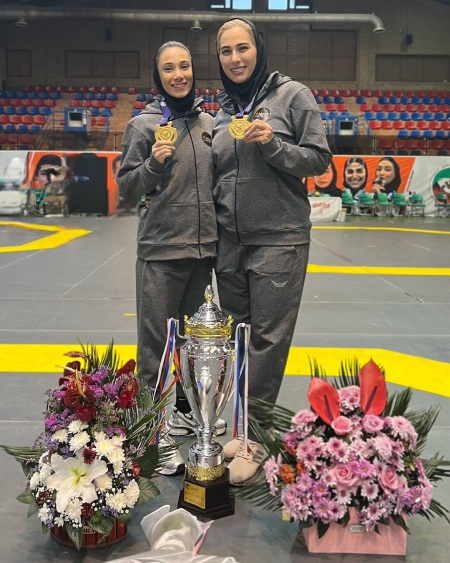 جوایز عکس ساینا کریمی زندگینامه ساینا کریمی