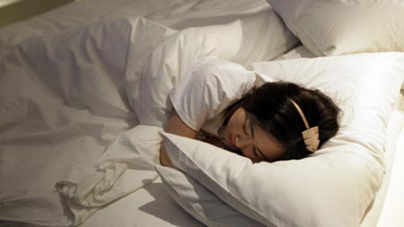 نحوه درست خوابیدن,بهترین وضعیت خوابیدن برای بدن,بهترين وضعيت خوابيدن