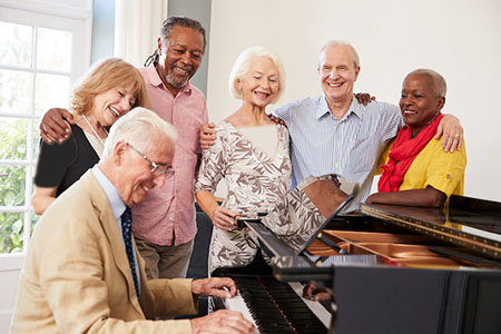 مزایای گوش کردن به موسیقی در سالمندان, تاثیر موسیقی بر سالمندان, گوش کردن موسیقی در سالمندان