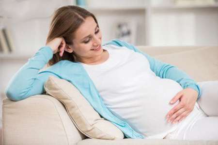 داشتن دوران بارداری شاد,دوران بارداری شاد,افزایش شادی در بارداری
